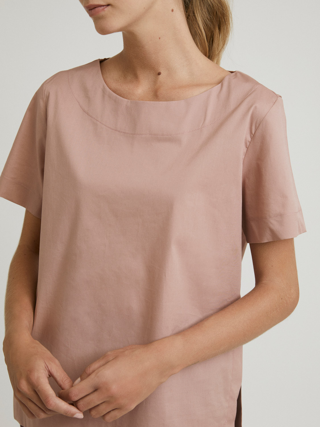 Blusa de cuello redondo best sale